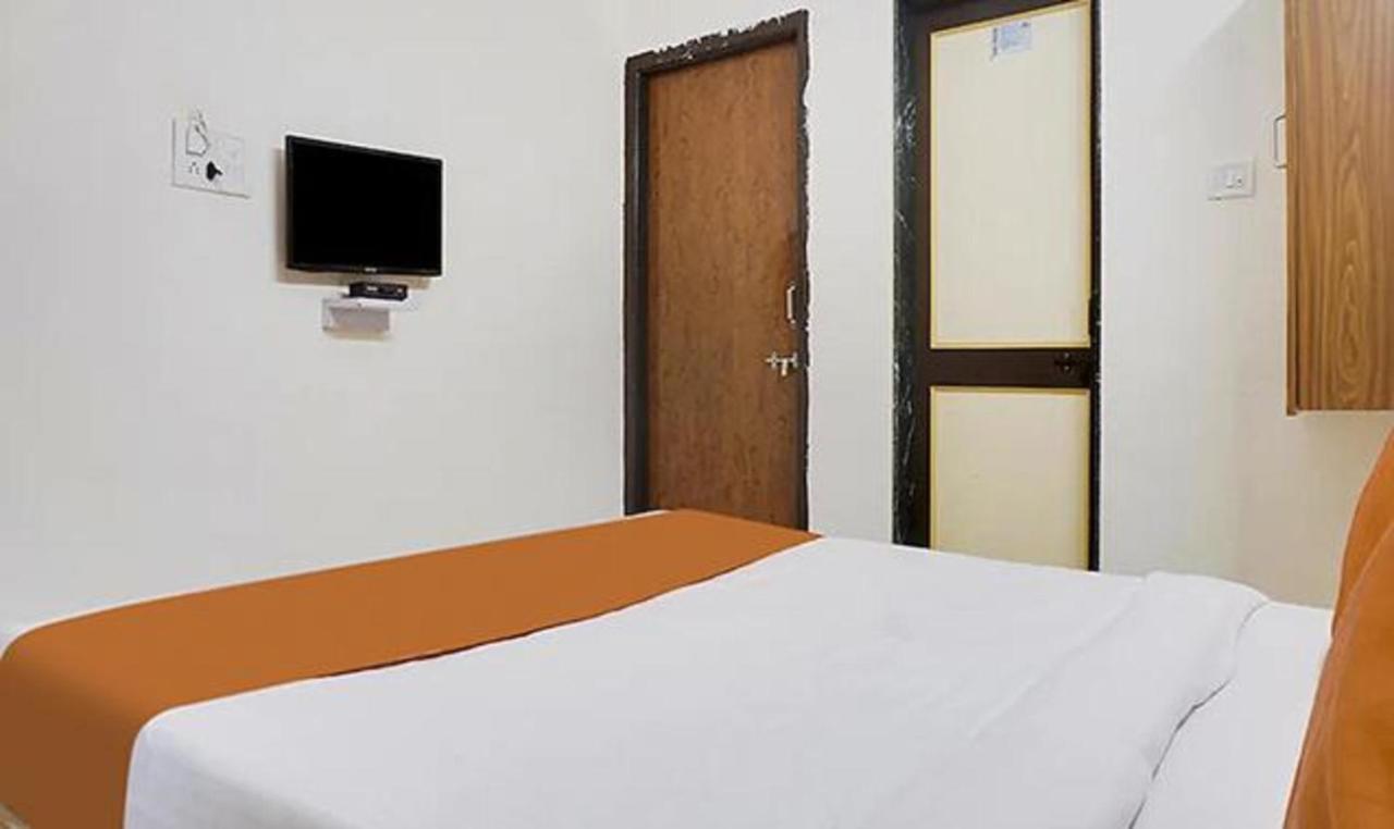 Fabhotel Srh Inn Pimpri-Chinchwad Eksteriør bilde